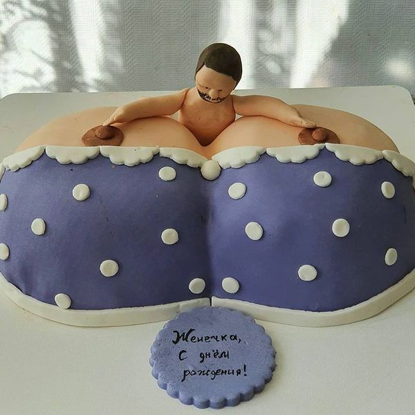 Торт "Женская грудь"