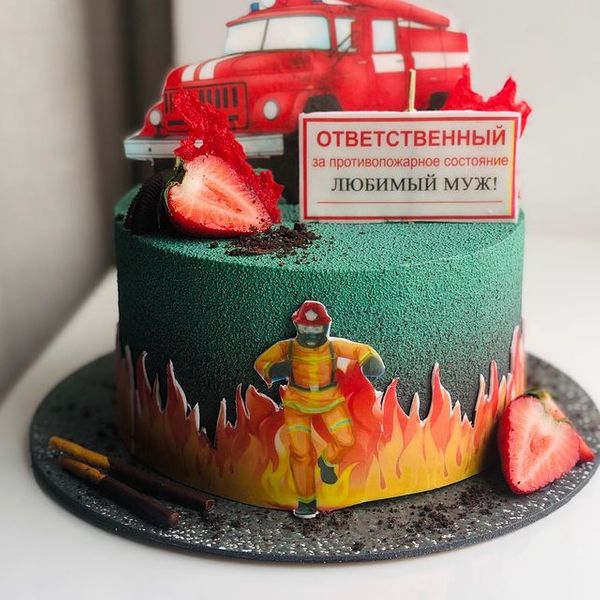 Торт "Муж - пожарник"