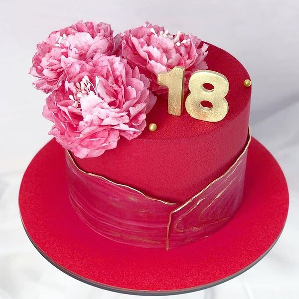 Торт "Красные 18"