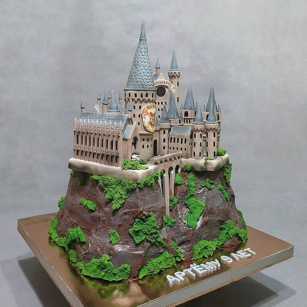Торт "Замок Хогвартс"
