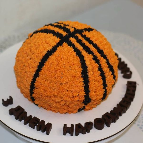 Торт "Баскетбольный сюрприз"