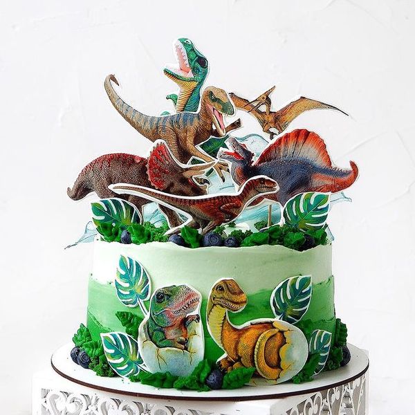 Торт "Динозавры возвращаются"
