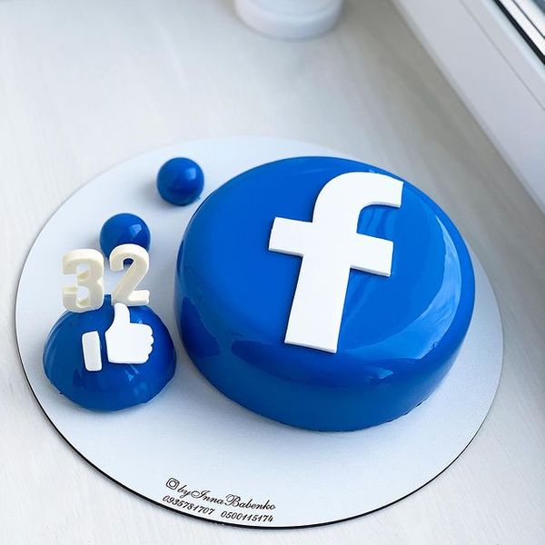 Торт "Фейсбук"