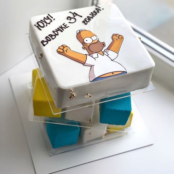 Торт "Кубик Симпсона"