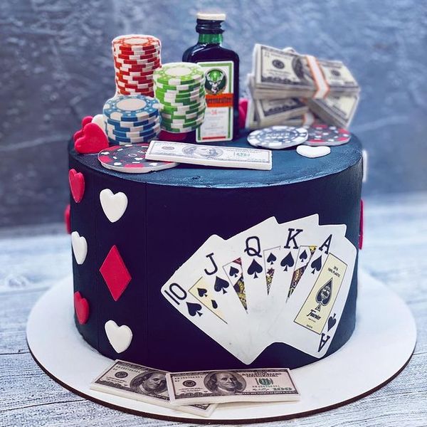 Торт "Азартный игрок покера"